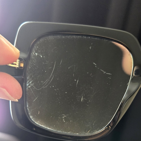 Gucci GG0418s Crystal Embellished Sunglasses Retail $550 - Picture 4 of 14